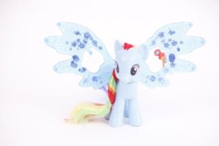 Hasbro B0358EU4 - My Little Pony Ponys mit Flügeln und Anhängern, Sortiert blau