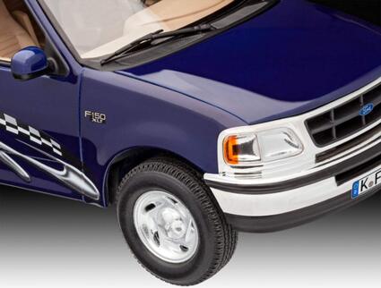 Revell 07045 1997 12 Modellbausatz 97 Ford F-150 XLT im Maßstab 1:25, Level 4