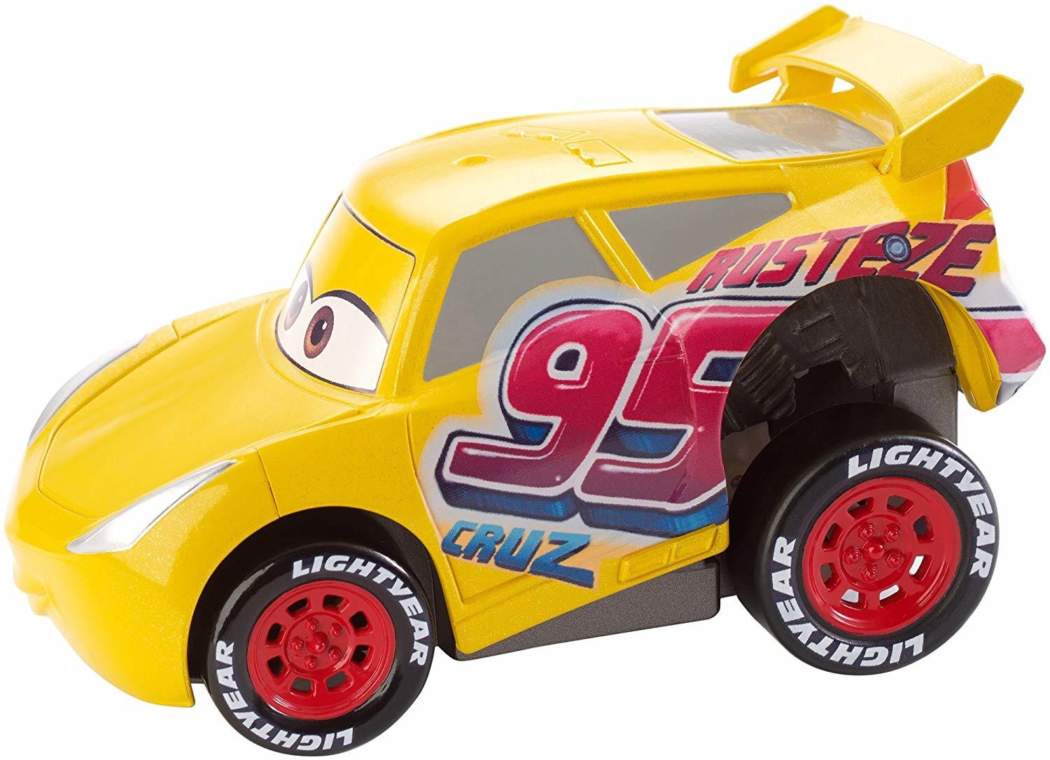 Mattel Disney Cars FMH51 - Powerstart Rust-Eze Cruz Ramirez Fahrzeug