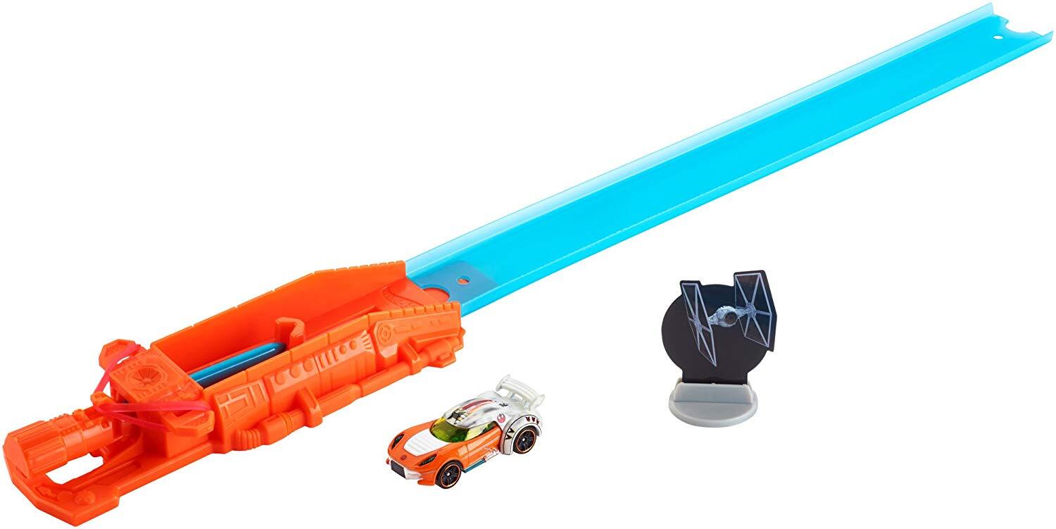 Hot Wheels – Star Wars – Blast & Battle Lightsaber Launcher – Luke Skywalker – Fahrzeug und Pullback-Rennstrecke